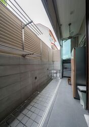 Yunnan Crescent (D22), Terrace #570656361
